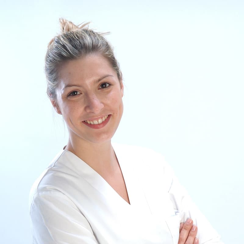 Carolina — Higienista Bucodental